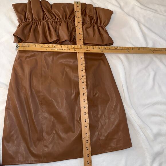 DO + BE Faux Leather Dress Size L Tan Camel Off‑Shoulder Ruffle Mini Dress - Picture 8 of 15